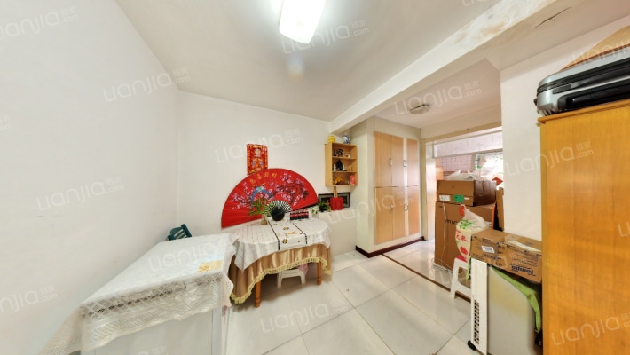 秦台里二手房实景图