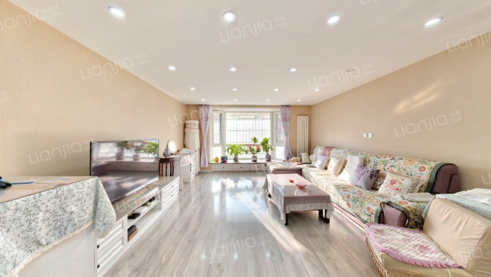 芳源里二手房实景图