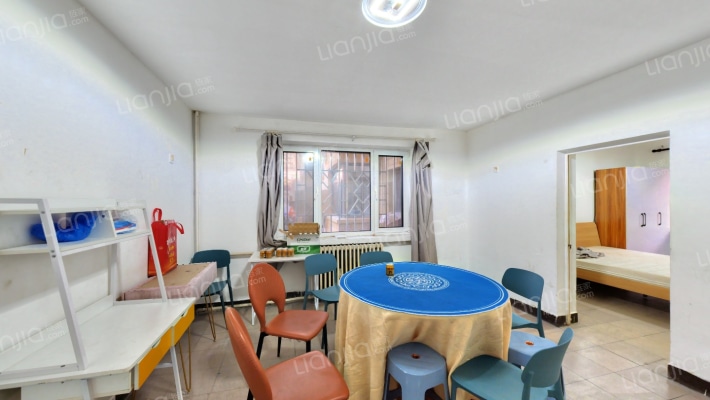 云景里二手房实景图