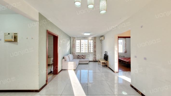 金驹家园F区二手房实景图