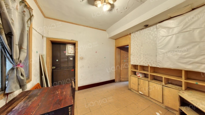 水碾河南路79号院二手房实景图