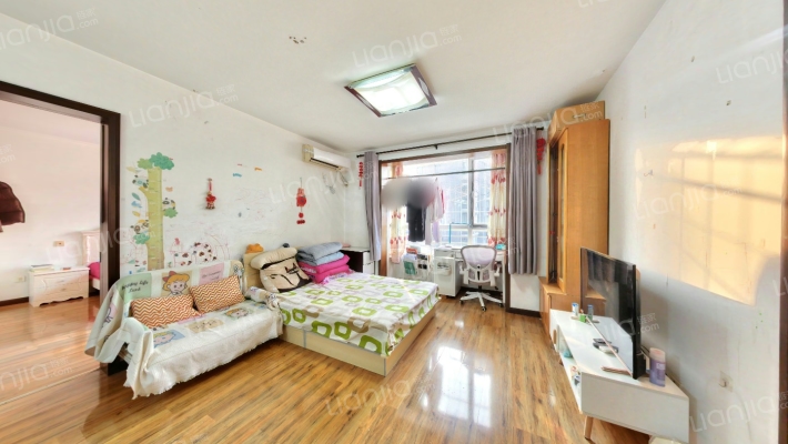 天秀花园澄秀园二手房实景图