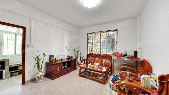 半导体器件厂宿舍二手房实景图