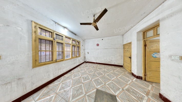 邮电宿舍二手房实景图