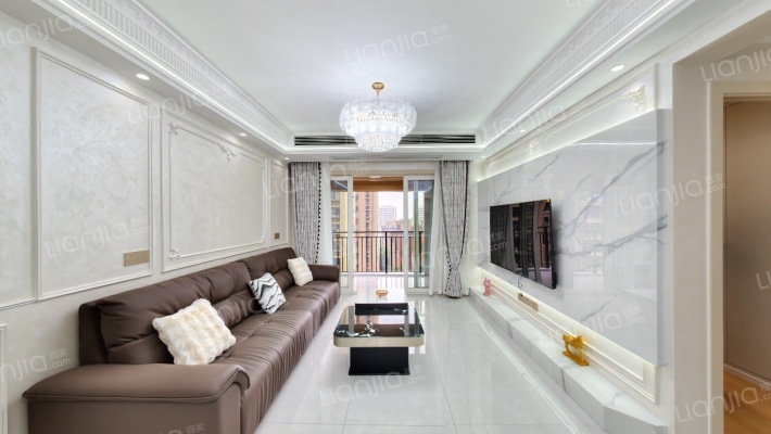 融创春晖十里御峰庭二手房实景图