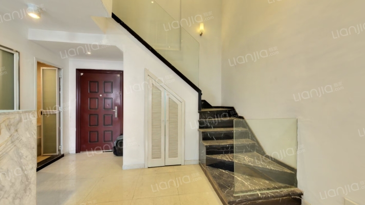 青山健吾公馆三期二手房实景图