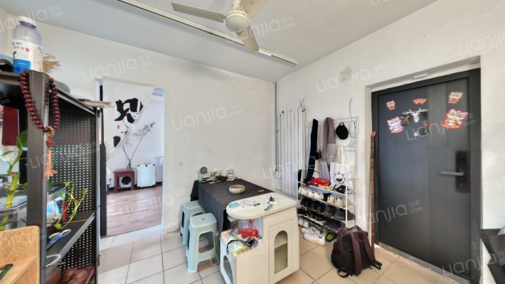 青园街市委宿舍二手房实景图