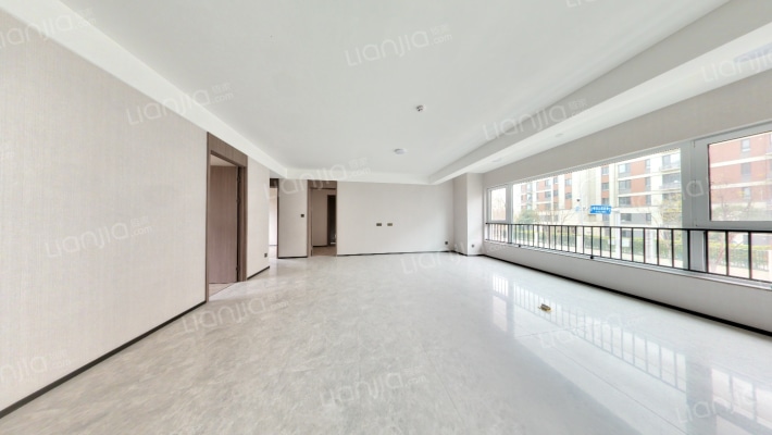 万科北宸之光A3翠园二手房实景图