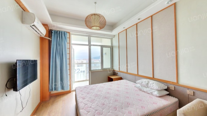 中铁青岛世界博览城二手房实景图