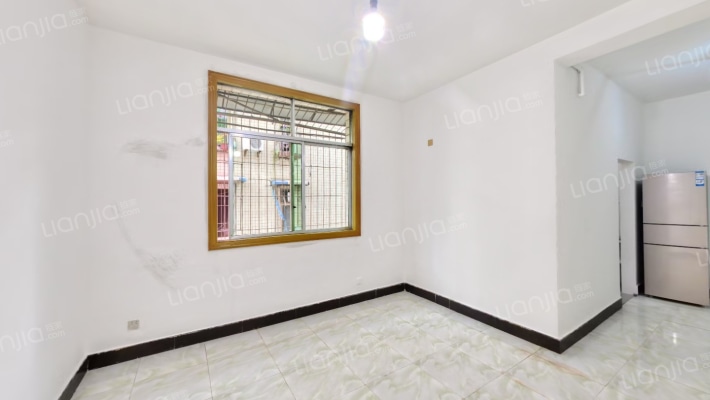 东龙苑二手房实景图