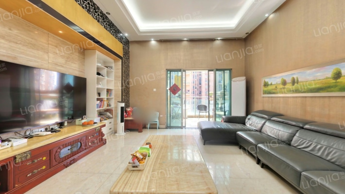 公园大地九期二手房实景图