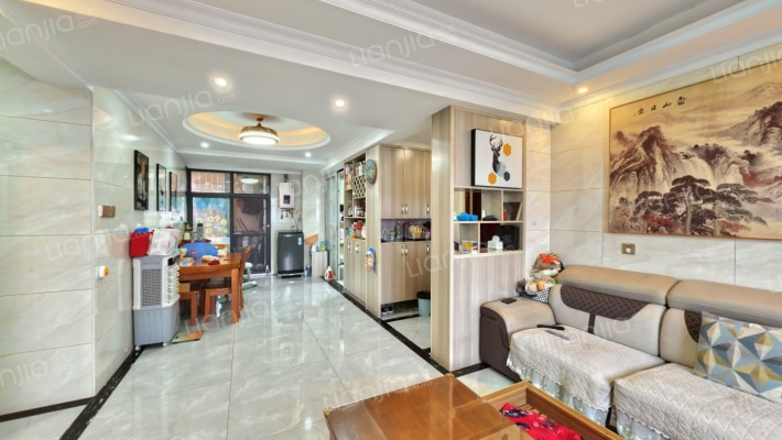 岳华新苑二手房实景图