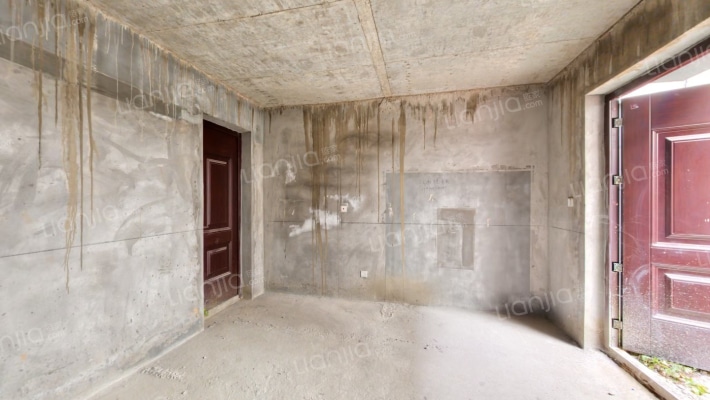 国贸上江原墅二手房实景图