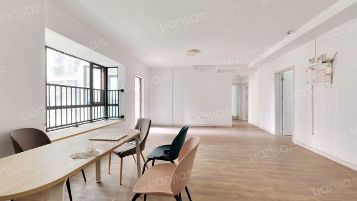 华润二十四城七期二手房实景图