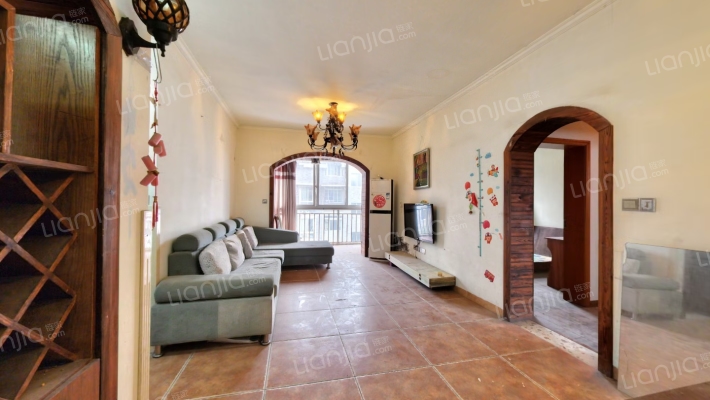 鼎秀风林二手房实景图