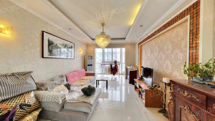 典雅庄园二手房实景图