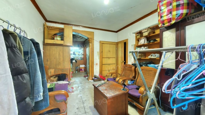 四通街8号小区二手房实景图