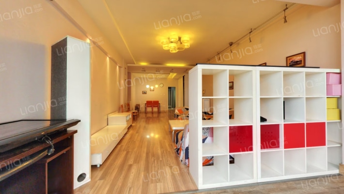 怡馨花园A区二手房实景图