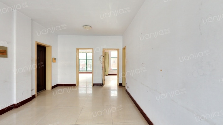 南山城市花园A区二手房实景图