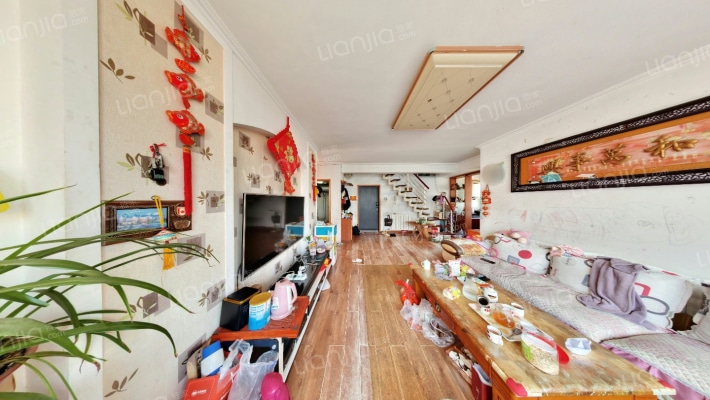 青青世界二手房实景图