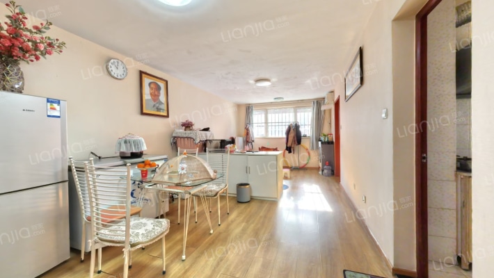 同馨家园二手房实景图