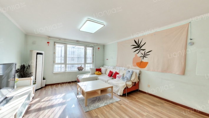 龙腾苑四区二手房实景图