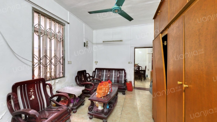 区岗19号大院二手房实景图