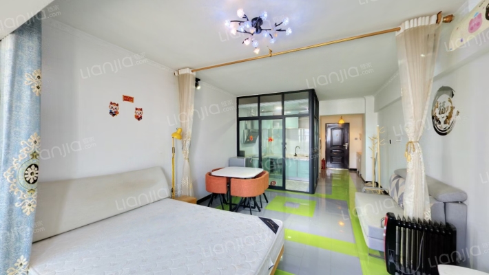 泾渭国际中心二手房实景图