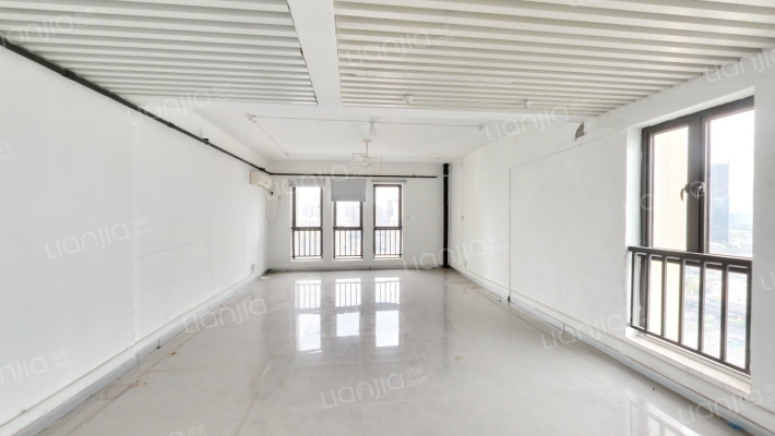 中央第五街二手房实景图