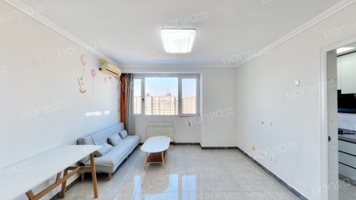 南庭新苑南区二手房实景图