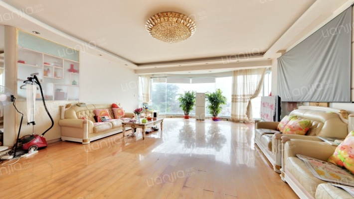 泉韵海景苑二手房实景图