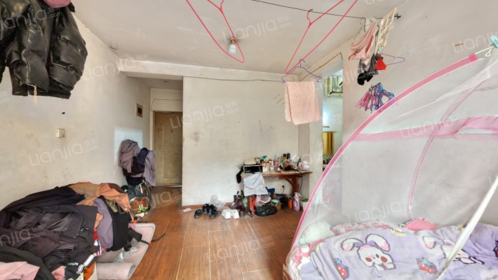 高攀路18号二手房实景图