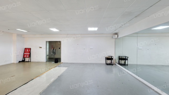 维一星城国际二手房实景图