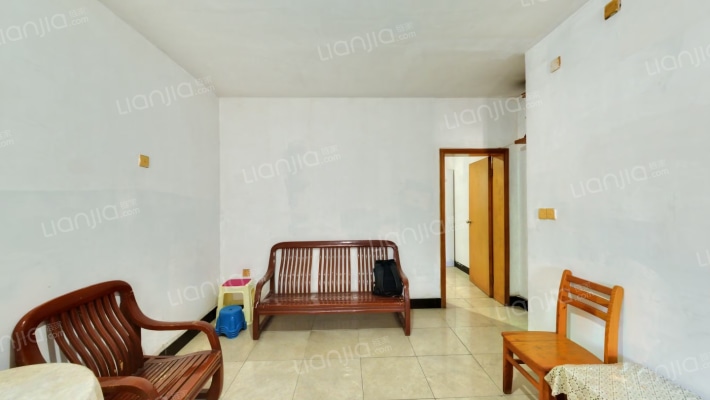 南方宿舍二手房实景图