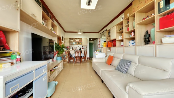 弘诚阁二手房实景图