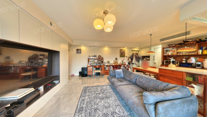 鸿业兴园一区二手房实景图