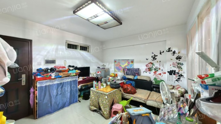 天伦公寓二手房实景图