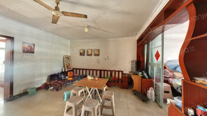 城建小区二手房实景图