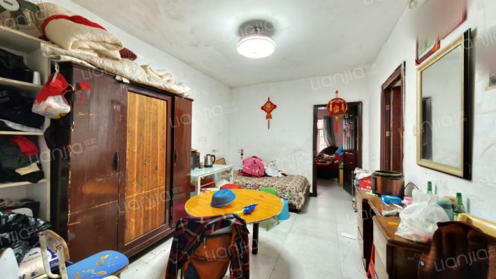 江南蓄电池厂小区二手房实景图