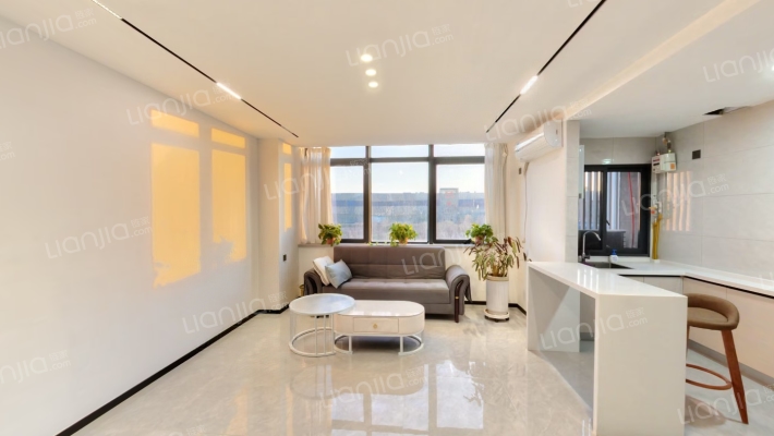 3号LOFT二手房实景图