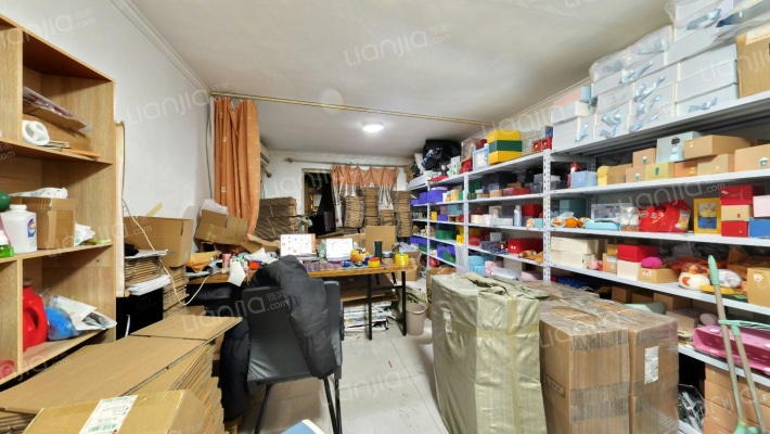 社区家属楼二手房实景图