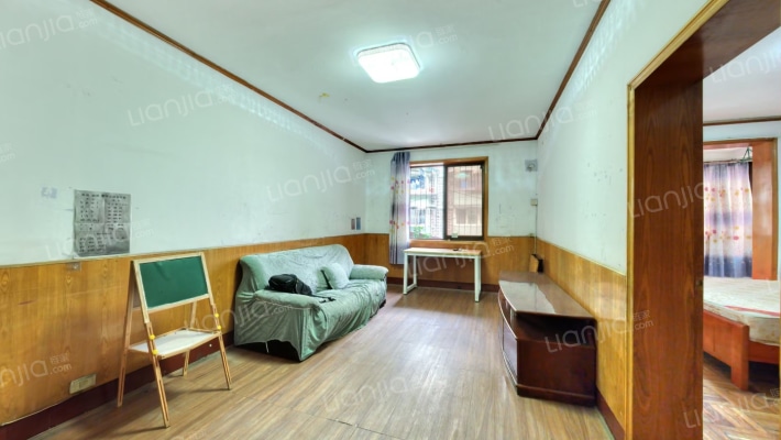 金沙路73号二手房实景图