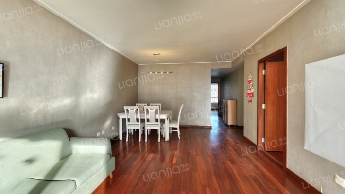 UHN国际村二手房实景图