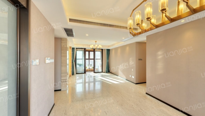 雅居乐滨江国际三四期二手房实景图