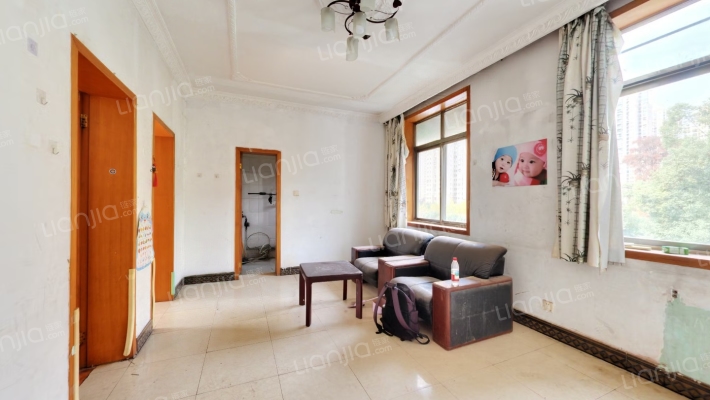 梨园医院家属区二手房实景图