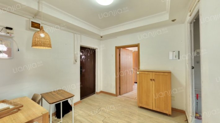 石油大院二手房实景图