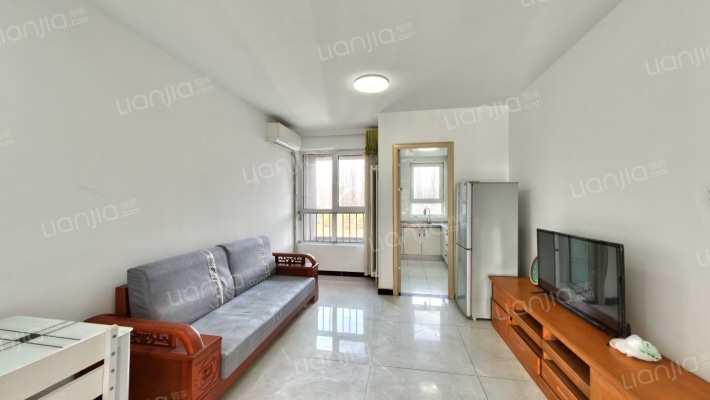 隆兴园三里二手房实景图