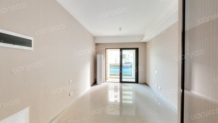 雅居乐星汇天际二手房实景图