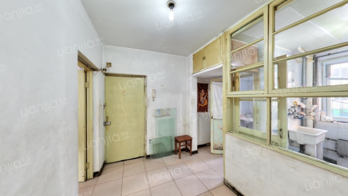 万寿路电信宿舍二手房实景图