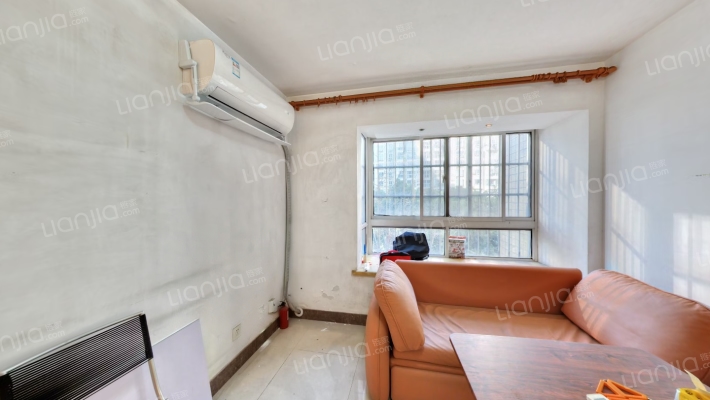 绿岛华庭二手房实景图